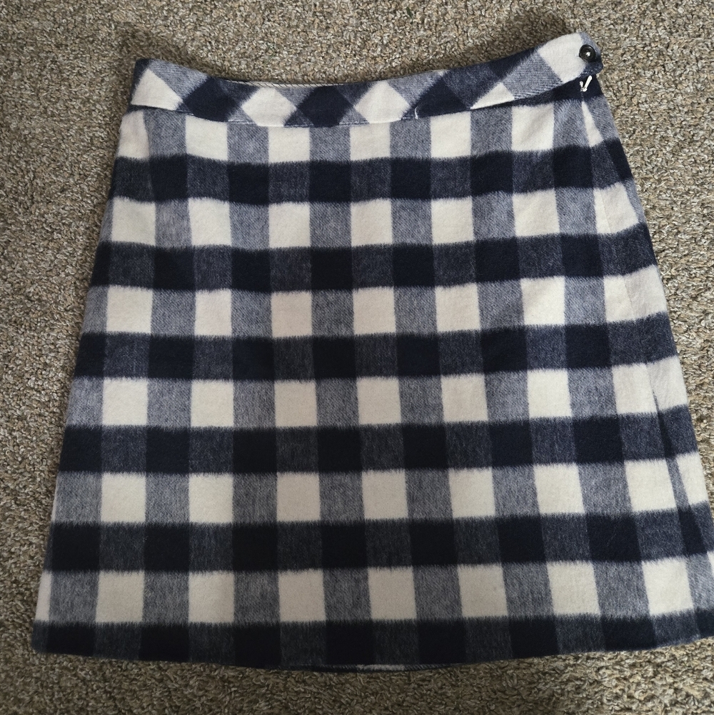 Brooks Brothers, Red Fleece, Wool Plaid A-Line Skirt in Navy and White